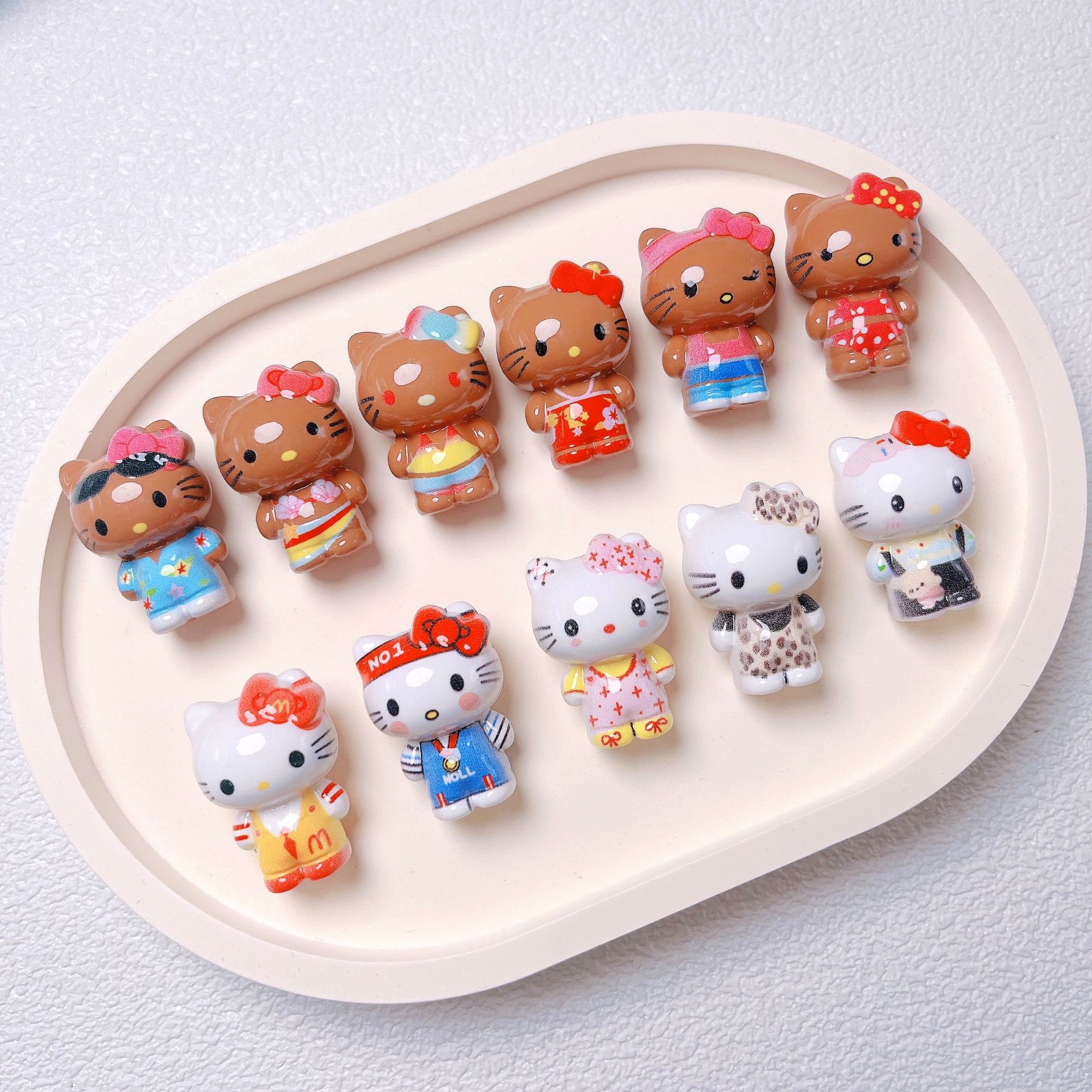 5pcs Hello Kitty Acrylic Cute  - Phone Accessories Hanging 评论和价格